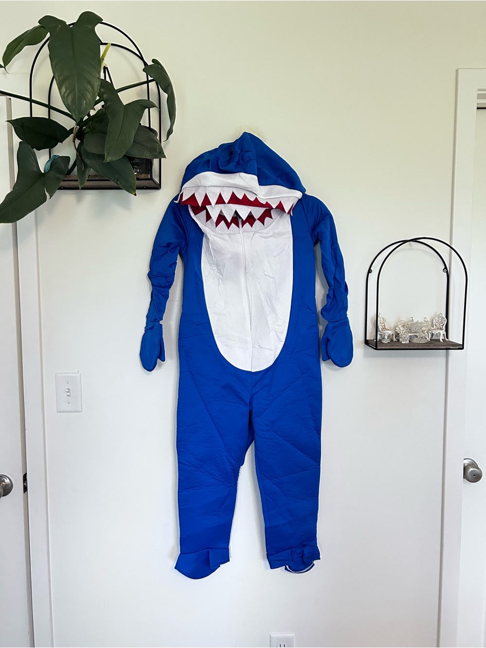 Era Spooky Blue & White Shark One Piece Halloween Costume Kids Large